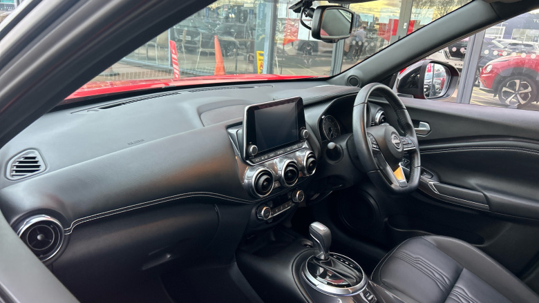 Nissan Juke 1.6 Hybrid Tekna 5dr Auto Hybrid Hatchback